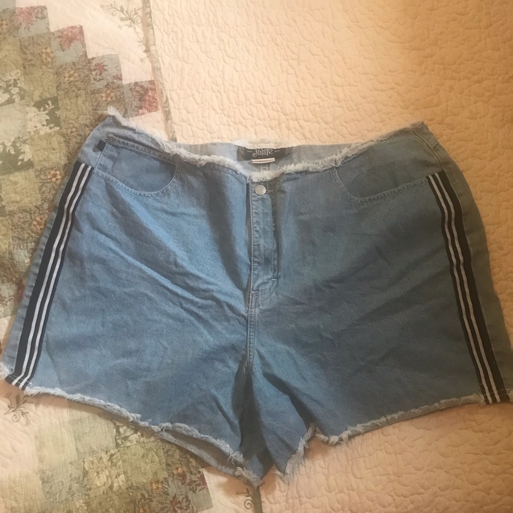 Jalate Jeans Wear Shorts Size 24